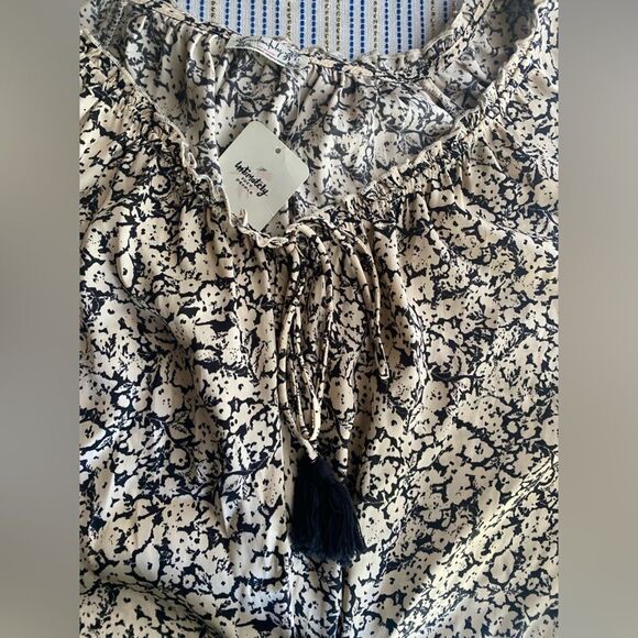 Free people bodysuit cream and black long sleeve bodysuit size medium - Picture 7 of 13